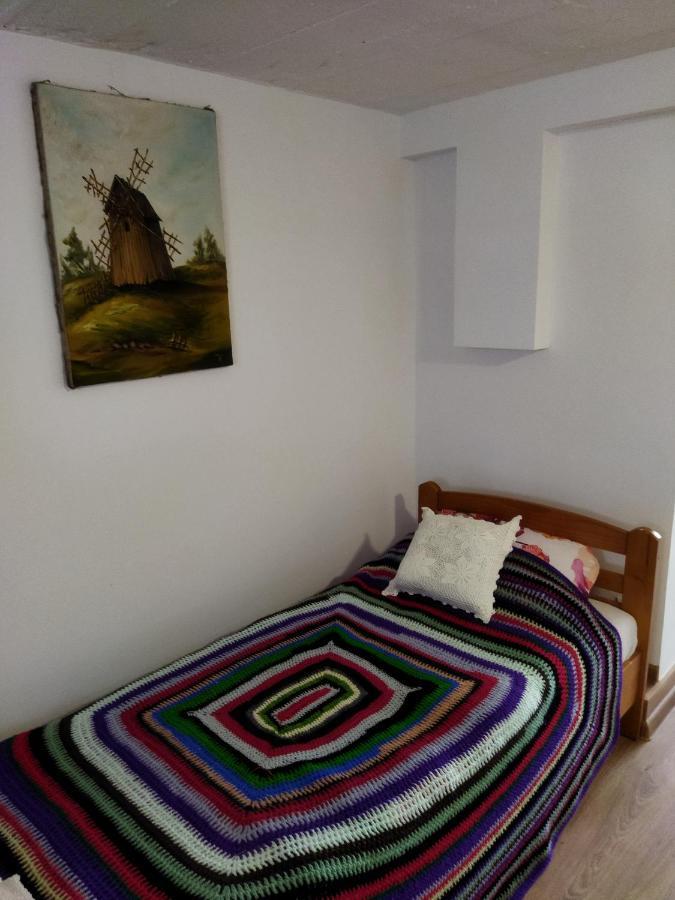 Rustykalny apartament w suterenie Siemiatycze Bagian luar foto